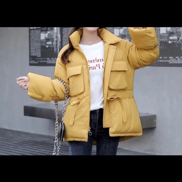 HP!!! 🎉SALE!! Winter Ivory Short Puffy Jacket - Picture 5 of 6